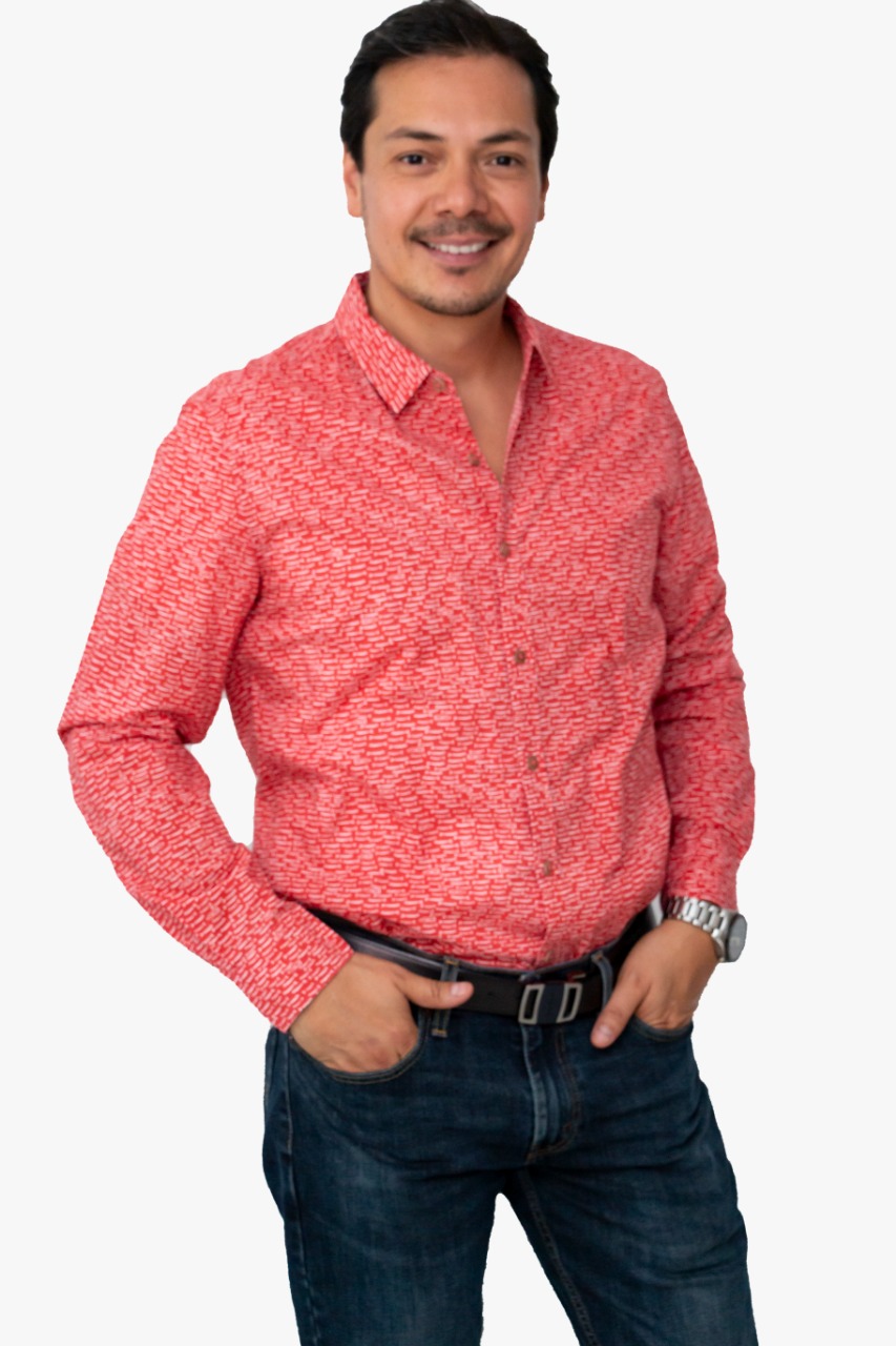 Dr. David Alcántar, retrato secundario